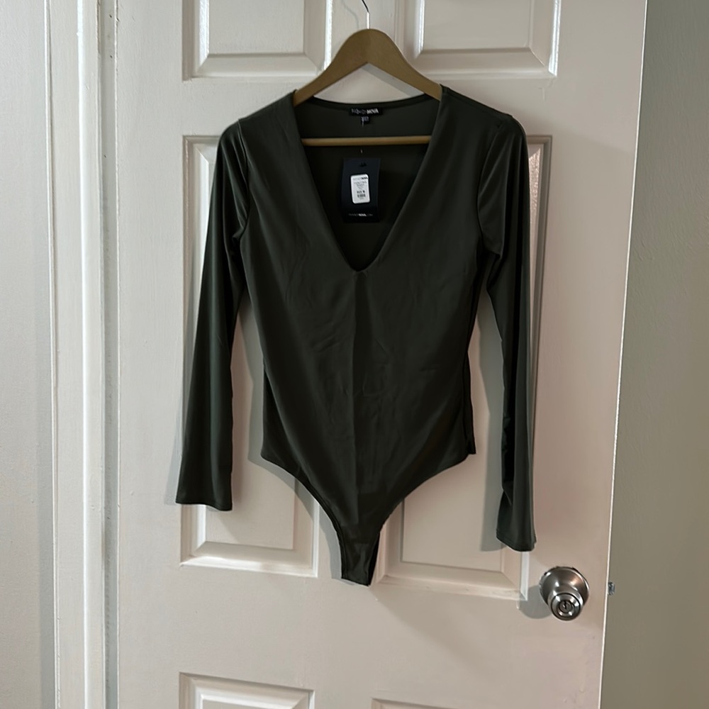 Louise v neck bodysuit